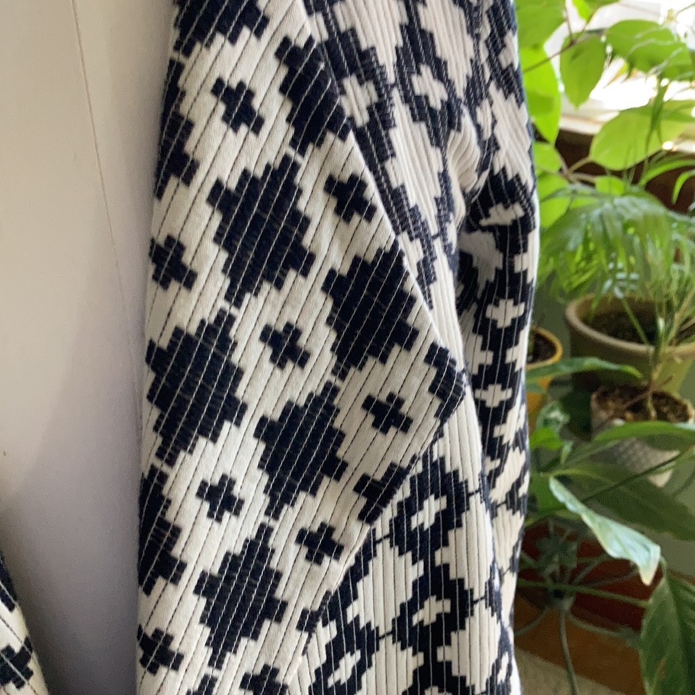 ISAAC MIZRAHI COAT - Picture 3 of 5